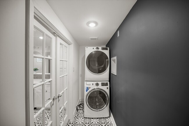 Photo - 2602 Washington Ave Unit A1