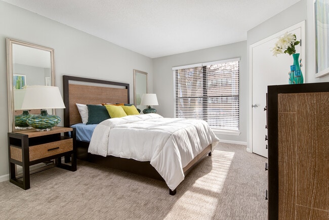 Photo - East Pointe Commons