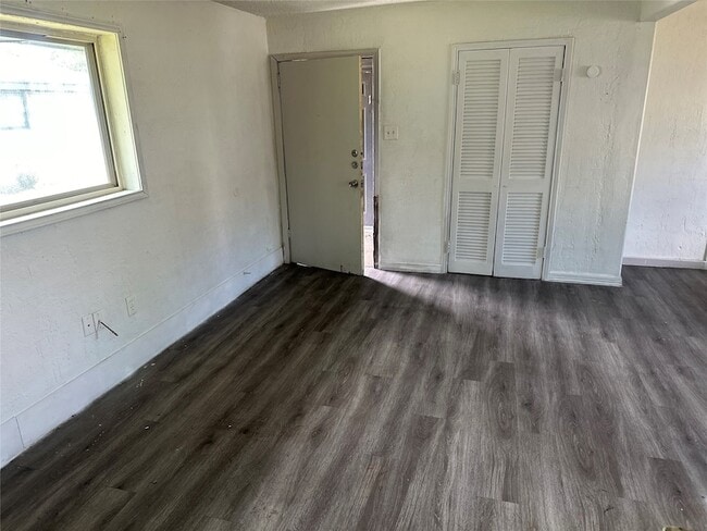 Photo - 5405 Suez St Unit 2