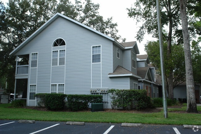 Photo - Huntington Lakes Apartments