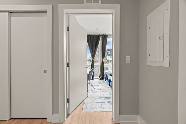 Photo - 916 N Delaware Ave Unit ID1055886P