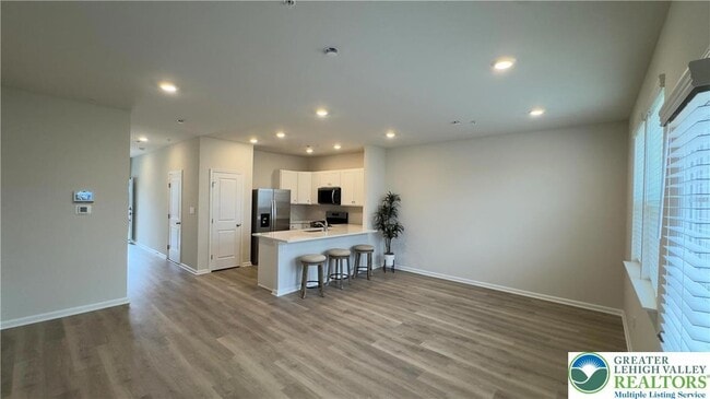 Photo - 1273 Martin Rd