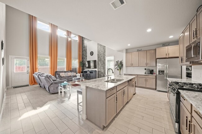 Photo - 18419 Windy Knl Wy