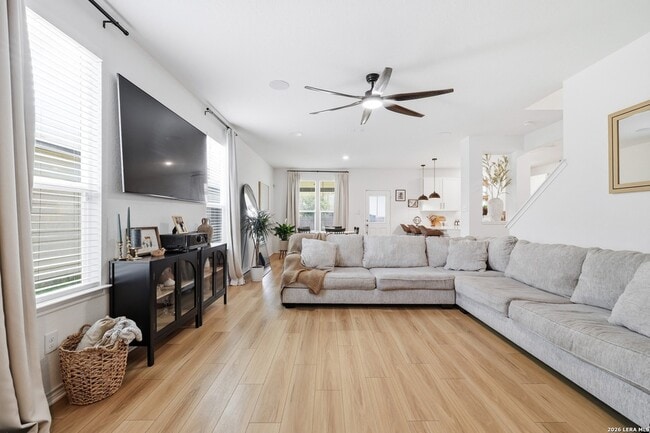 Photo - 14454 Calaveras Cv