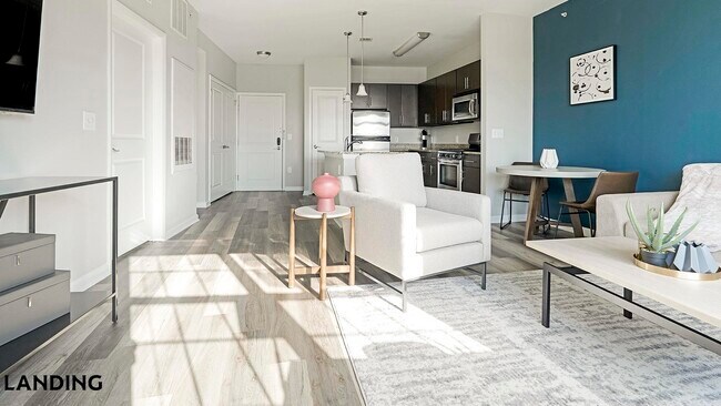 Photo - 302 Constitution Ave Unit B3-423