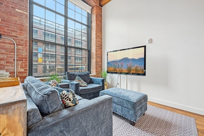 Photo - Riverwalk Apartments