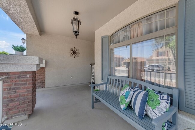 Photo - 23693 Grove St