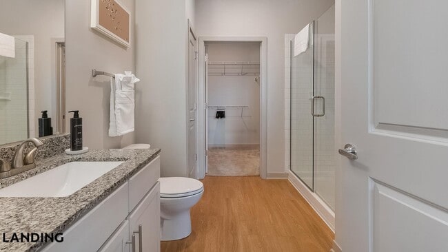 Photo - 3237 Memorial Blvd Unit 6107