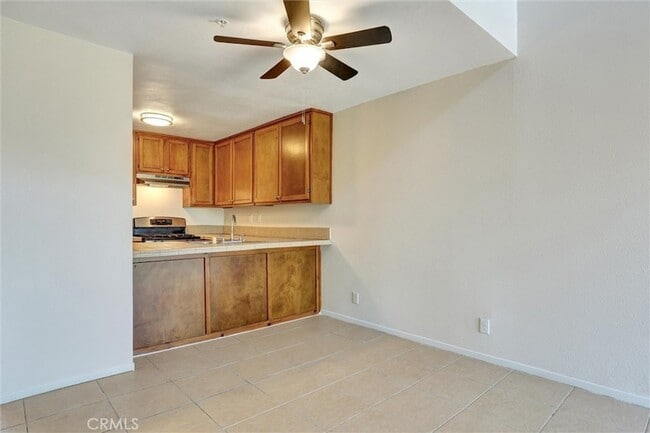 Photo - 450 E 4th St Unit 437