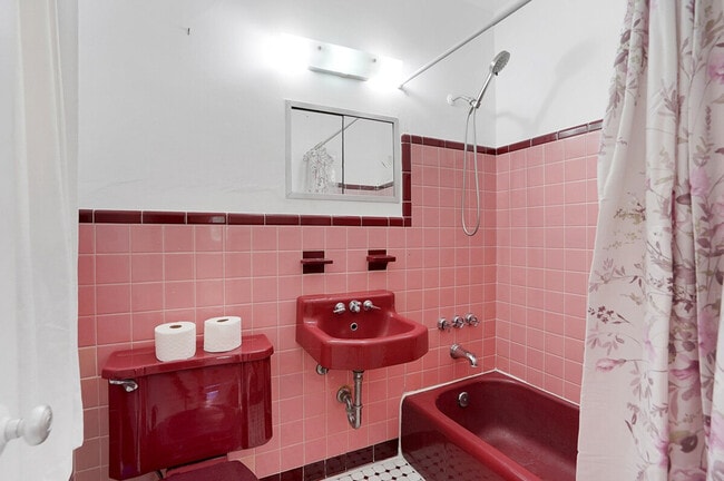 Photo - 975-977-977 SW 10th St Unit ID1323981P