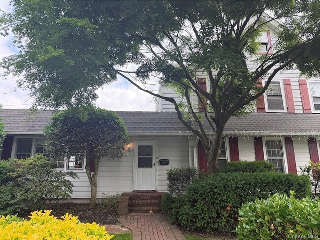 Building Photo - 373 Sea Cliff Ave Unit 2N