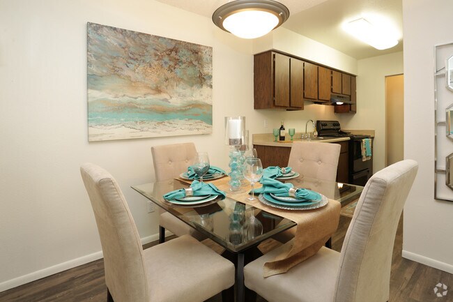 1BR, 1BA - 665 SF - Saguaro Villas