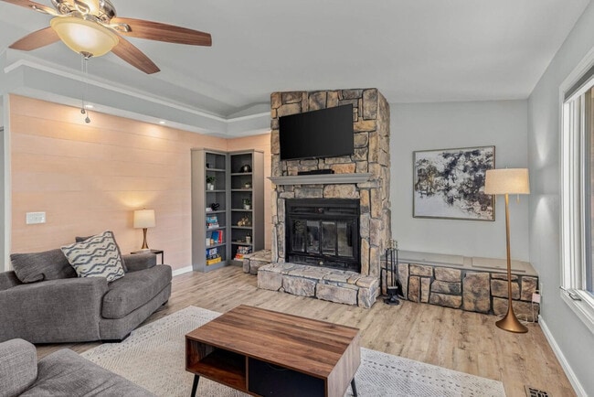 Photo - 2 Felton Ln Unit ID1241295P