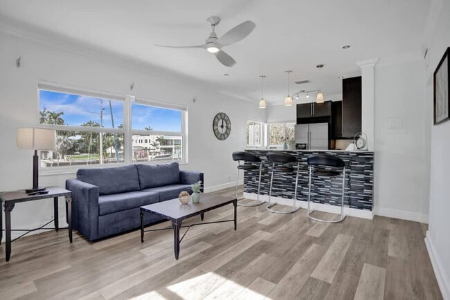 Photo - 37 Hendricks Isle Unit SI ID1503953P