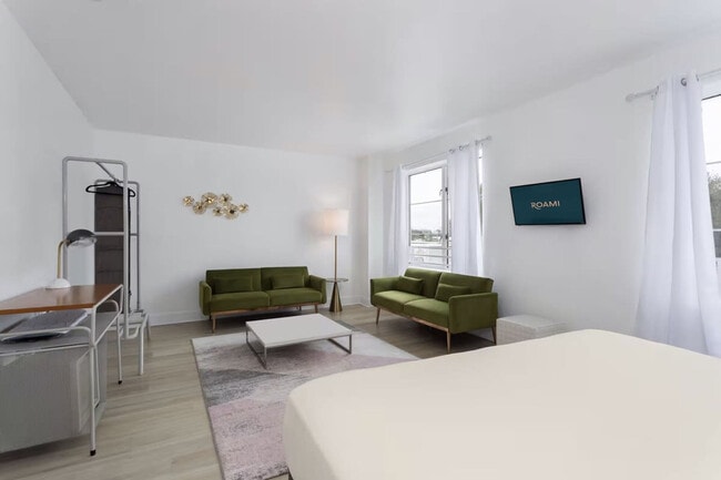 Building Photo - 956 Washington Ave Unit ID1300726P