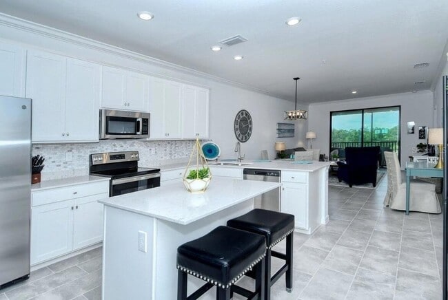 Photo - 18028 Gawthrop Dr Unit 4