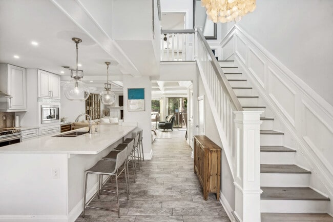 Photo - 50 Hubbard Ln Unit ID1023418P