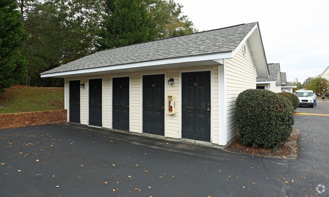 Photo - Palmetto Pointe Apartments