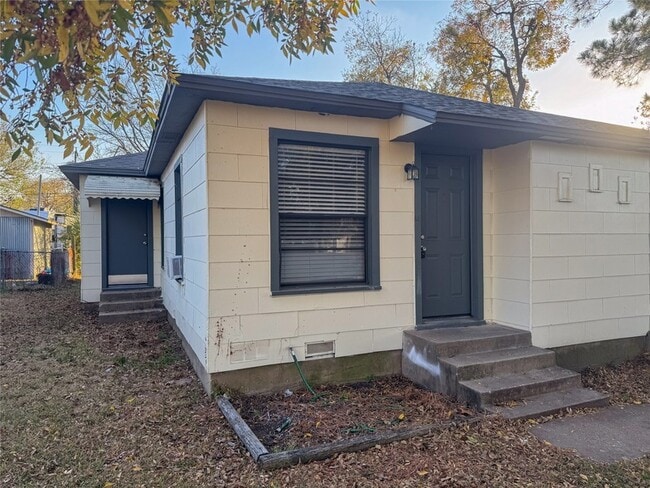 Photo - 1326 W Shepherd St Unit 1328