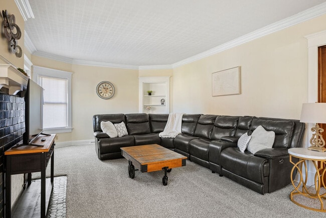 Building Photo - 601 Rumely St Unit SI FL2-ID1328972P