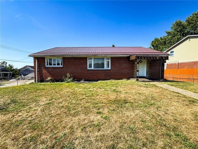 Building Photo - 11 Raymond St