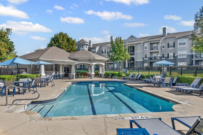 Building Photo - Benton Pointe