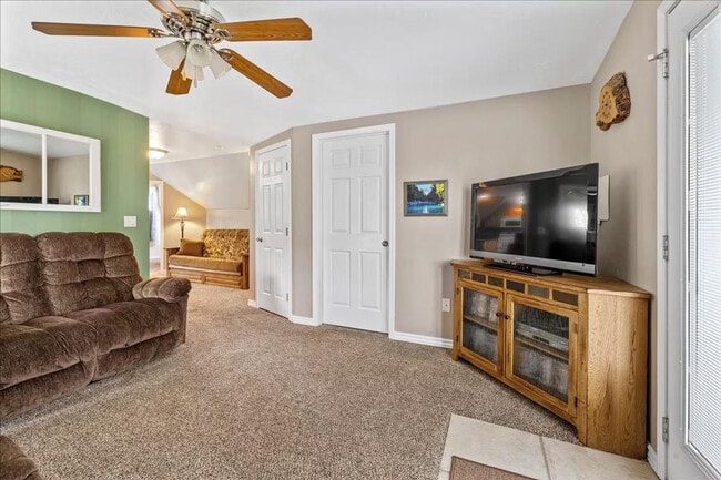 Photo - 203 6th Ave S Unit ID1308985P