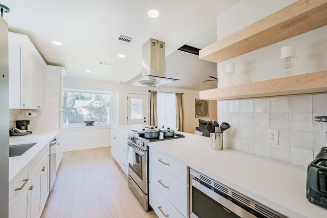 Photo - 6230 Rena St Unit ID1316407P