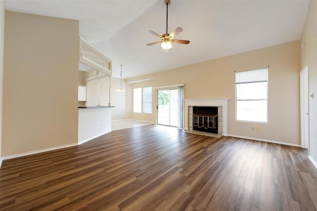 Photo - 14504 Sandy Side Dr