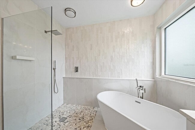 Photo - 8328 Haven Harbour Way