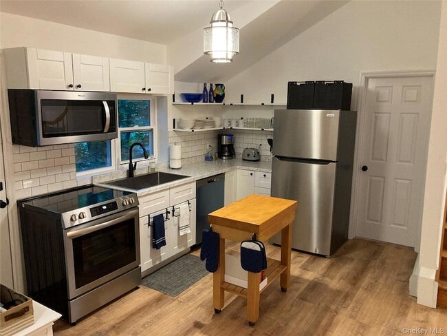 Photo - 20 Gabriel Mills Rd