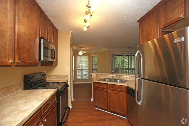 Photo - Ashbrook Apartments