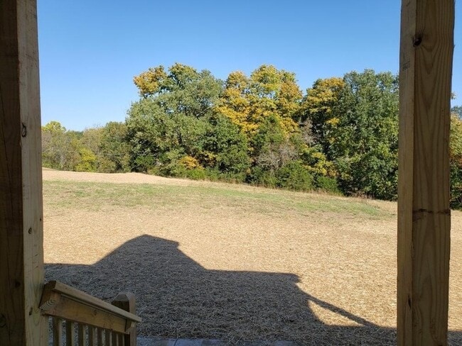 Photo - 1627 Old Lake Rd