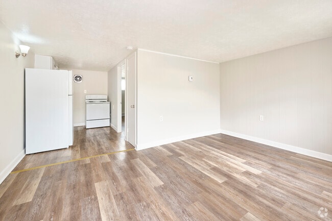 1 BR Efficiency - Fay Street Apartments