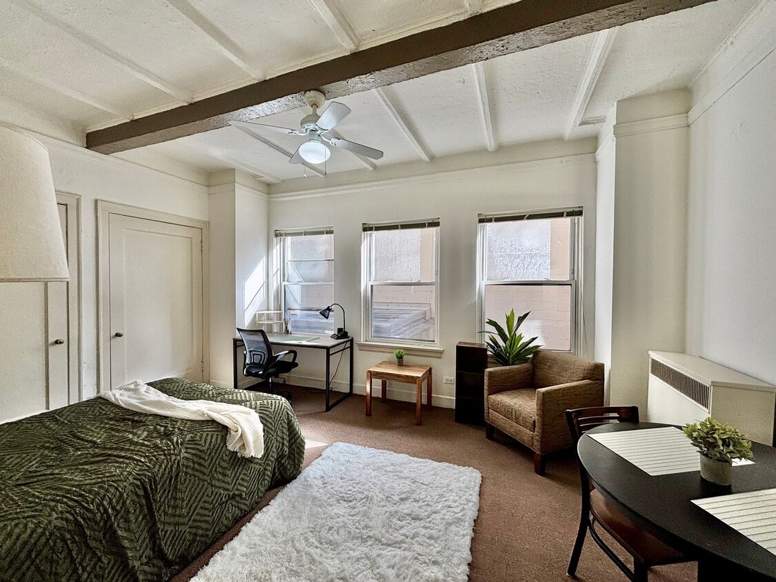 Floor Plan - Furnished Studio Near Gold Coast 