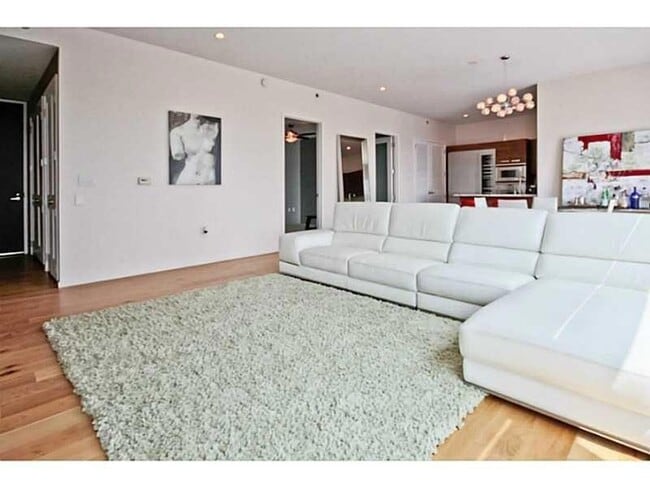 Photo - 45 Ivan Allen Jr Blvd NW Unit 2406