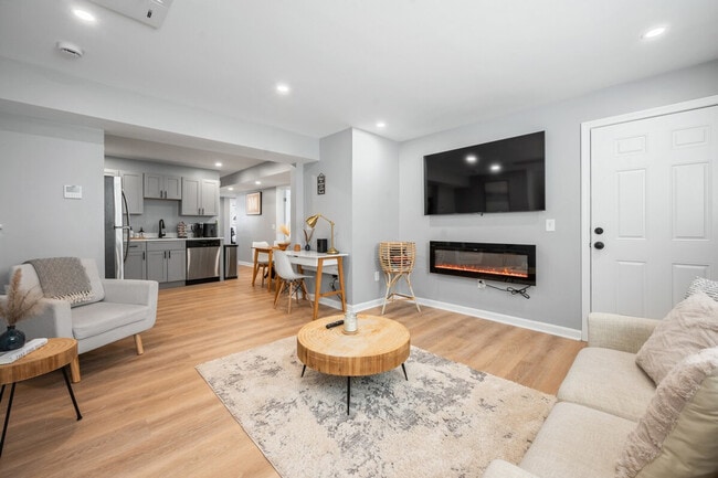 Building Photo - 81 Luna St Unit SI ID1468240P