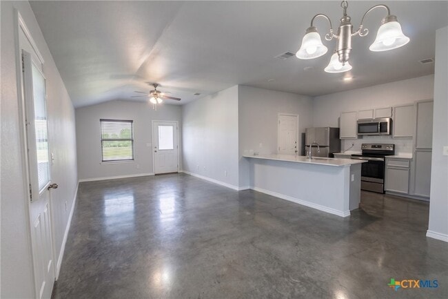 Photo - 300 Lowes Blvd Unit B