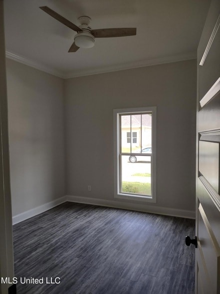 Photo - 843 Long Leaf Cir