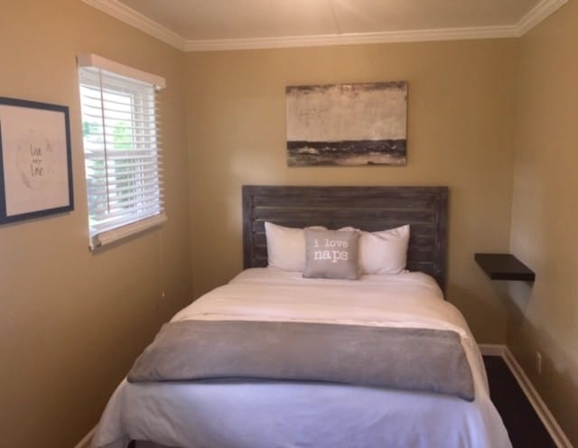 Photo - 3869 Doney St