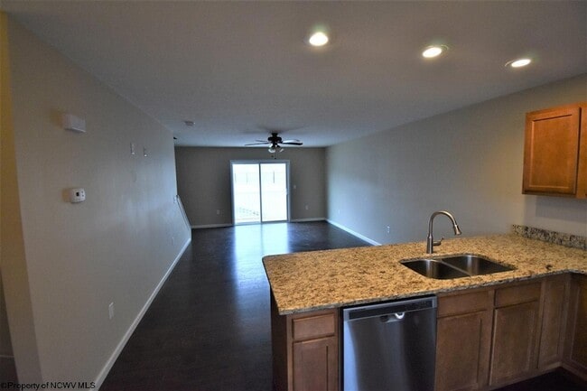 Photo - 321 Marlowe Cir