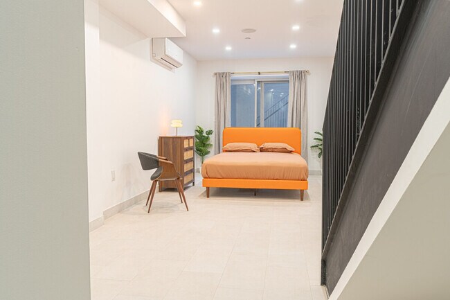 Photo - 1255 Decatur St Unit SI ID1464904P