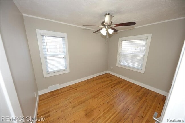 Photo - 3342 Prairie Ave