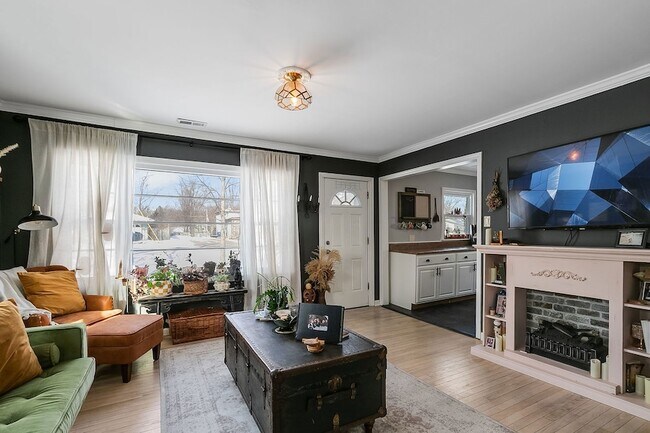 Photo - 18229 W Big Oaks Rd