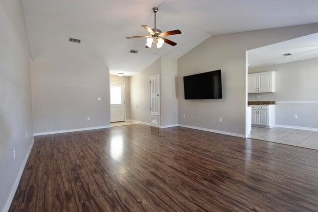 Photo - 3151 Forrest Ave