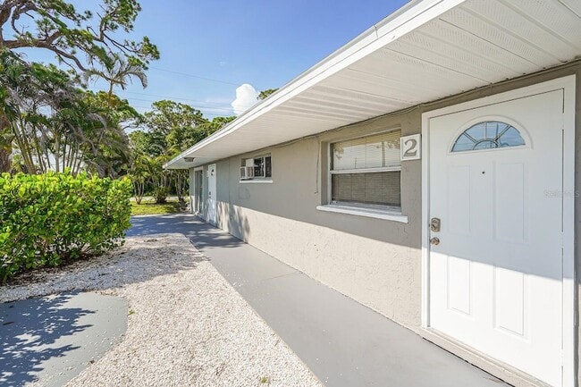 Photo - 2021 Pennsylvania Ave Unit 2