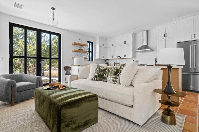 Photo - 2701 Bumble Bee Dr Unit ID1262294P