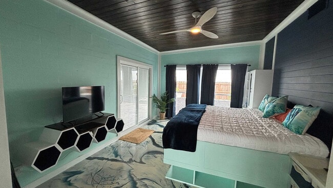 Photo - 2 Talo Cir Unit SI ID1531033P