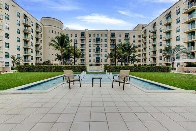 Photo - 610 Clematis St Unit 315