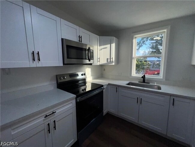 Photo - 1270 Allen St Unit B